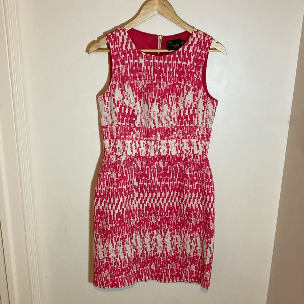 Just….Taylor Pink Crème Sleeveless Banded Waist Cutout Back Dress 6